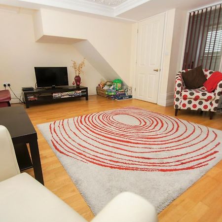 Kemp Town House - Parking - By Brighton Holiday Lets Екстер'єр фото