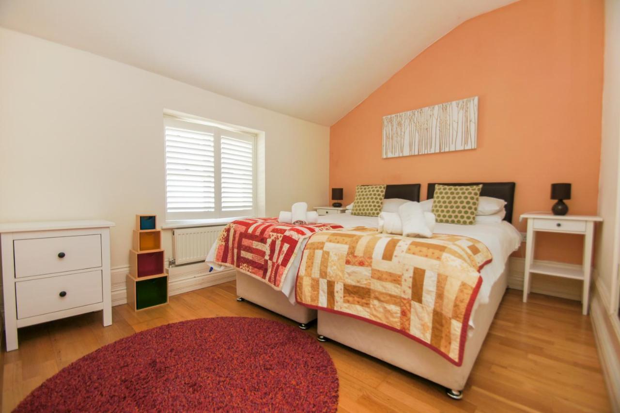 Kemp Town House - Parking - By Brighton Holiday Lets Екстер'єр фото